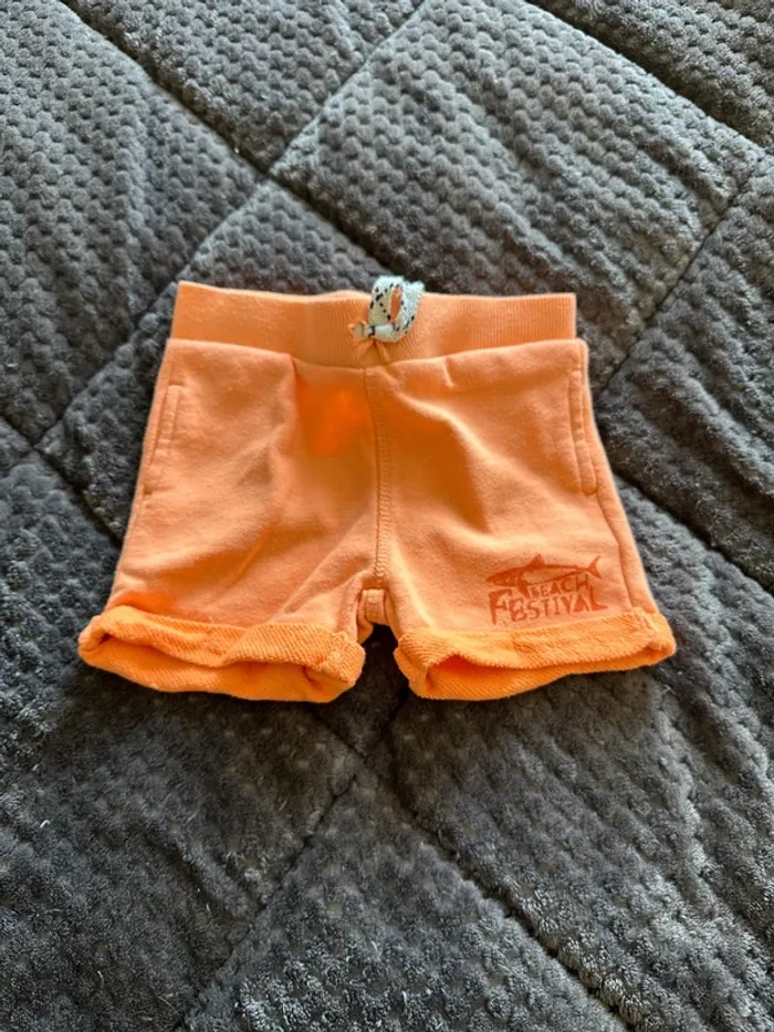 Short bébé