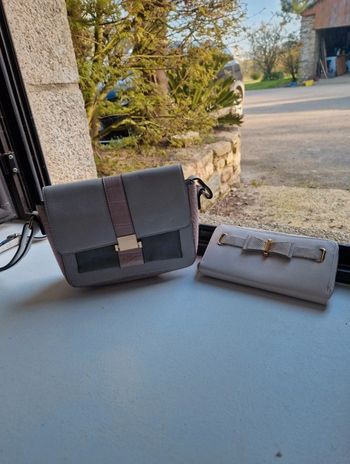 👜 Élégant ensemble sac et portefeuille 👜