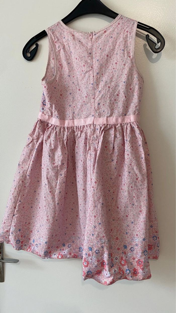 Robe rose à fleurs - photo numéro 3