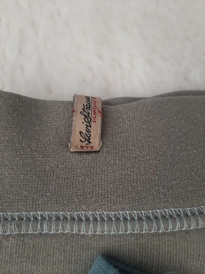 Pull Levi's garçon 8 ans - photo numéro 3