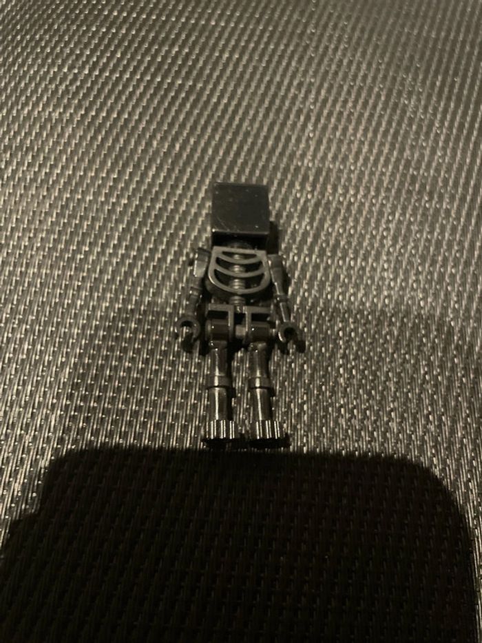 Lego Minecraft mini figurine Whither Skeleton min025 minifigure Lego officiel - photo numéro 3