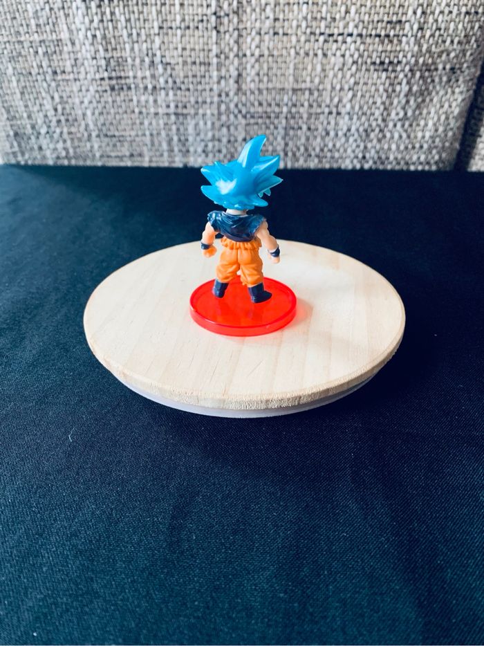 Figurine Son Goku Super Saiyan blue - photo numéro 2