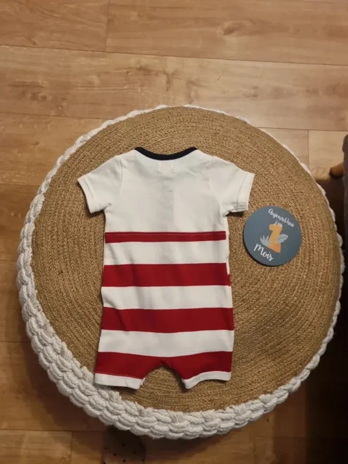 Combinaison bébé neuve - photo numéro 4