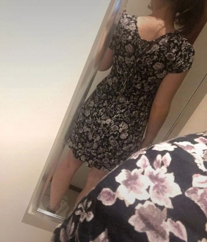 Robe à fleurs - photo numéro 2