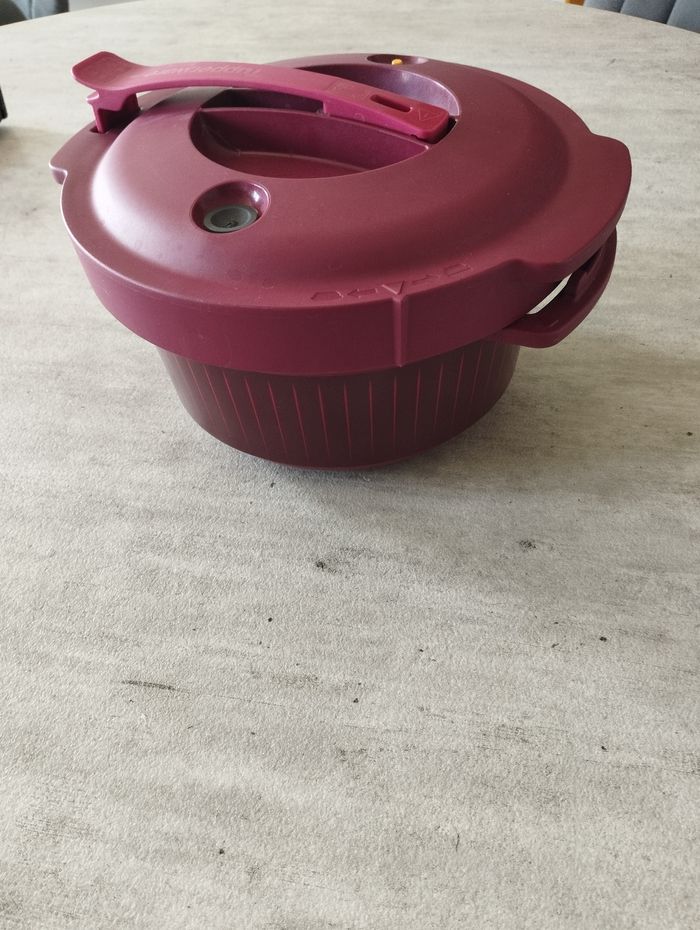 Cocotte minute tupperware