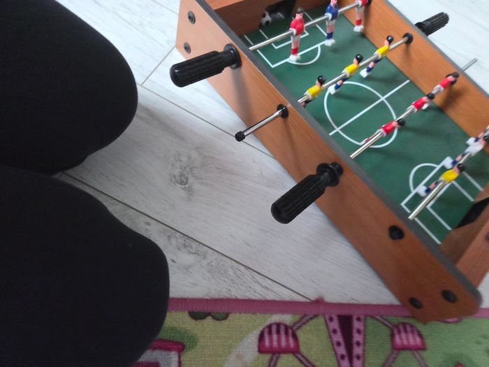 Mini baby-foot de table - photo numéro 8