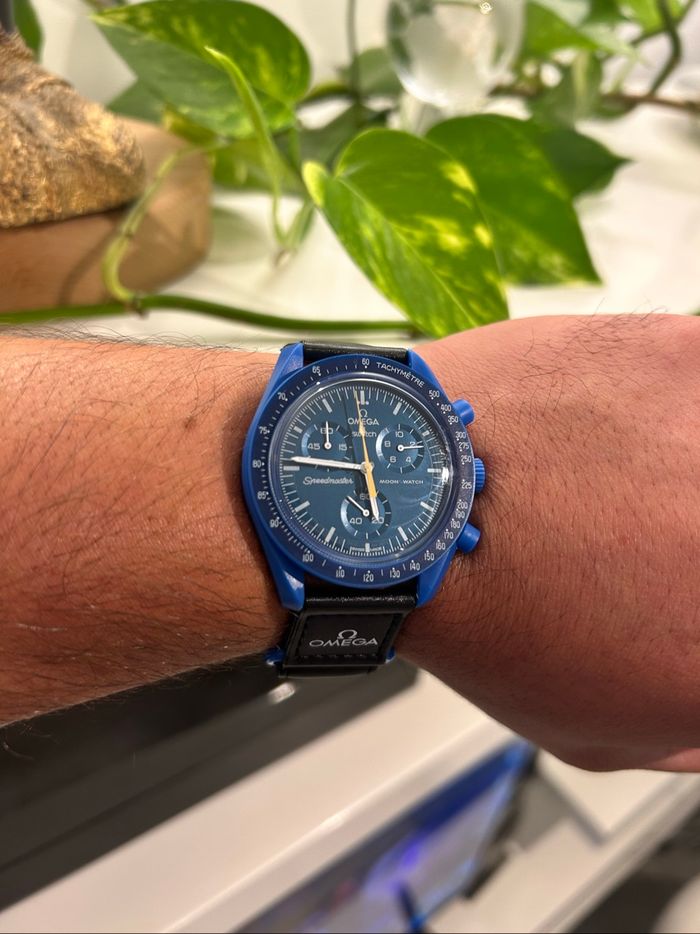 Oméga Neptune