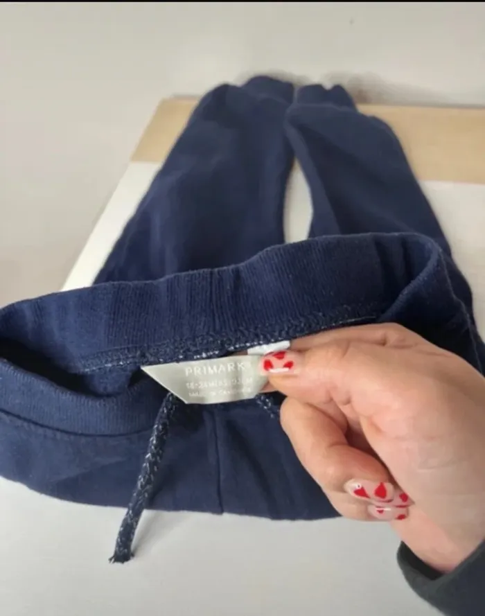 Jogging bleu marine cœur rose - photo numéro 2