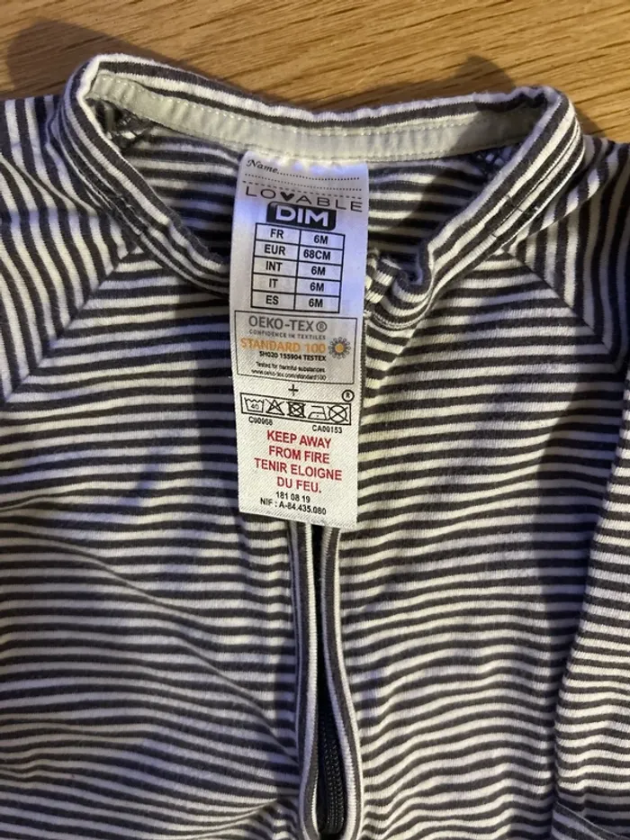 Pyjama 1 pièce DIM zippé 6 mois - photo numéro 2