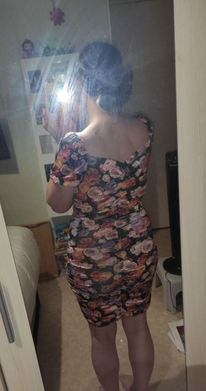 Robe fleurie fine - photo numéro 5