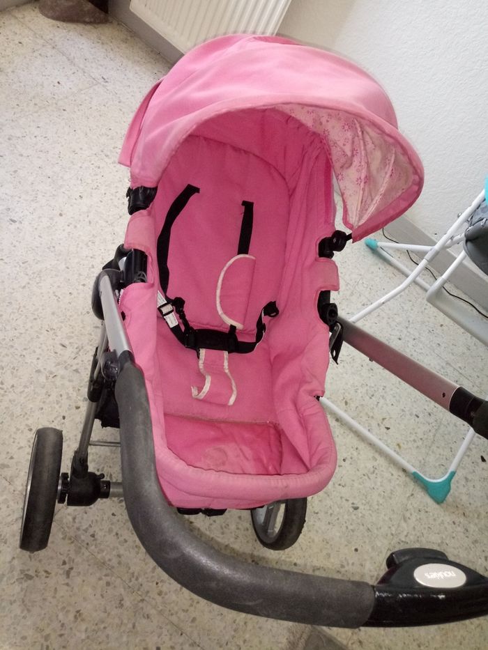 Poussette - photo numéro 3