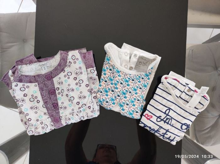 3 t-shirt manches courtes 18 mois