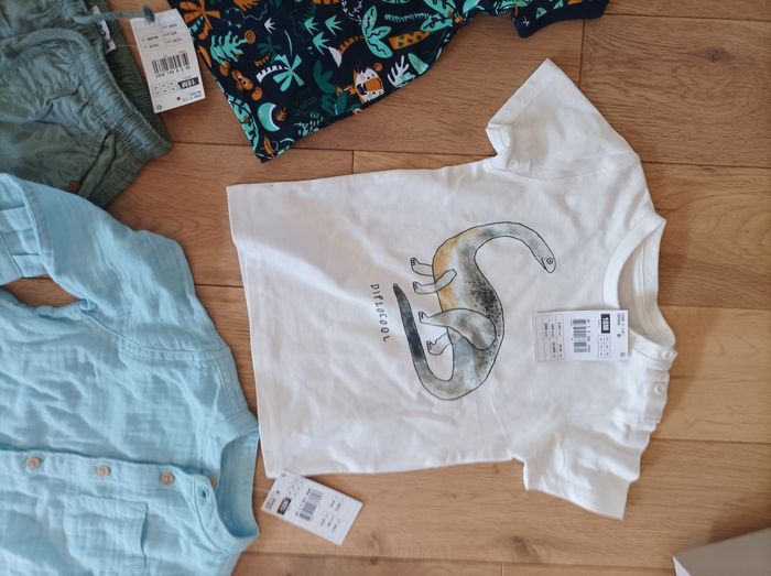 Lot 18mois - photo numéro 4