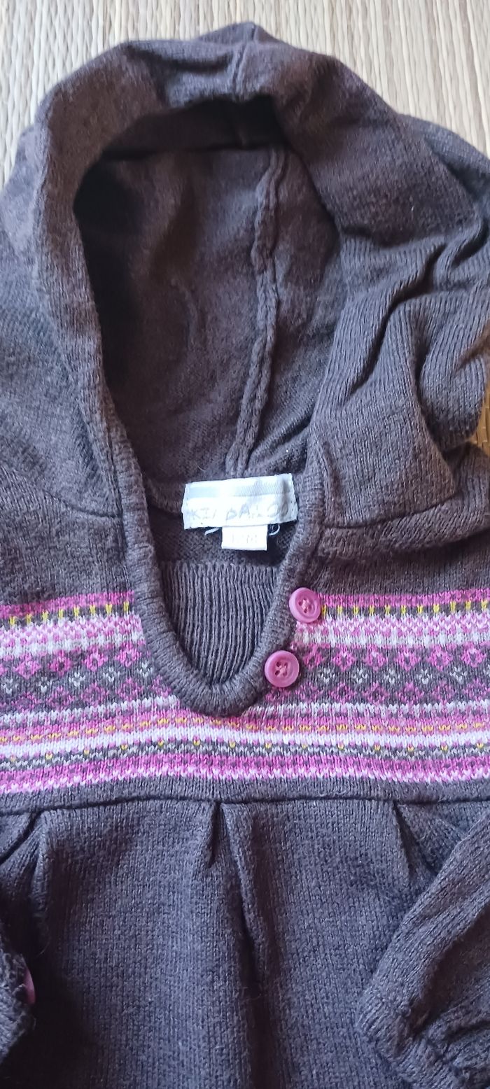 Pull avec capuche - photo numéro 2