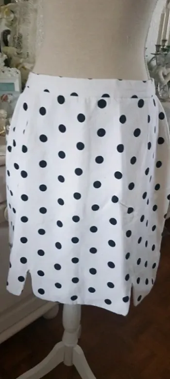 Jupe blanche pois noir T 40/42
