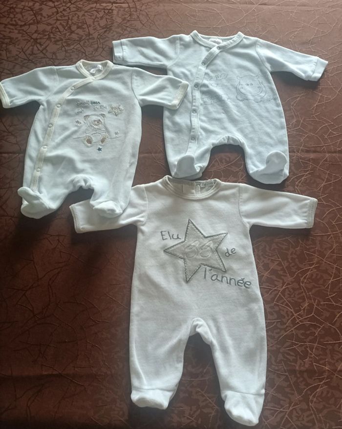 Pyjamas 0 mois - photo numéro 2