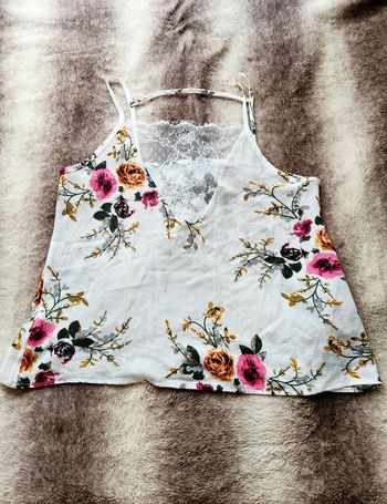 Top à fines brides neuf taille M