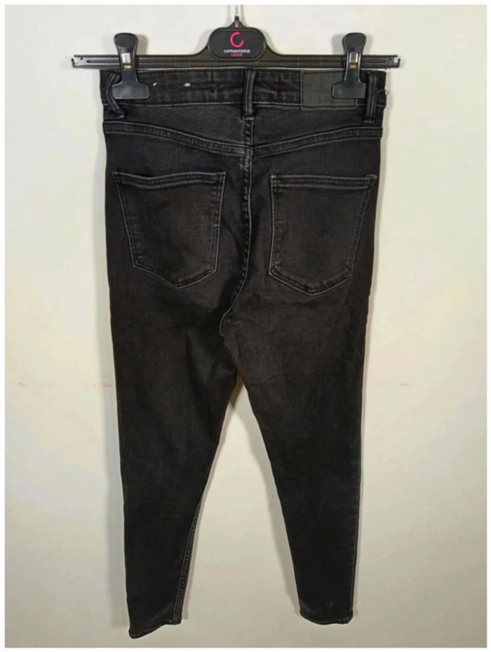 C20 jeans noir bershka 34 - photo numéro 2