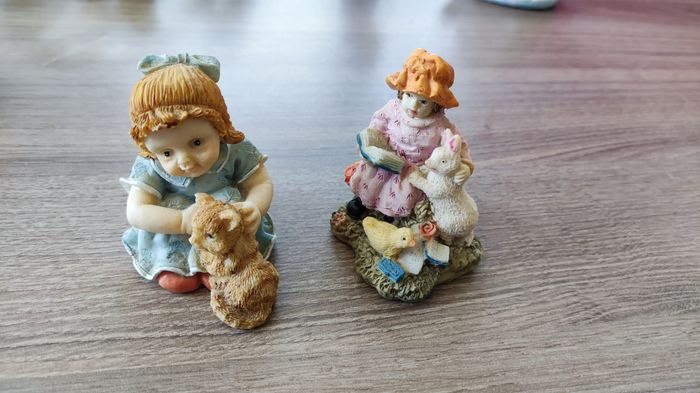Figurines "petites filles"