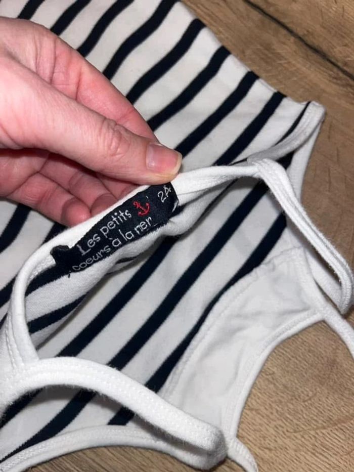 Robe marinière neuve juste lavé - photo numéro 3