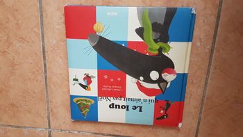 Livre enfant "Le loup qui n'aimait pas Noël"