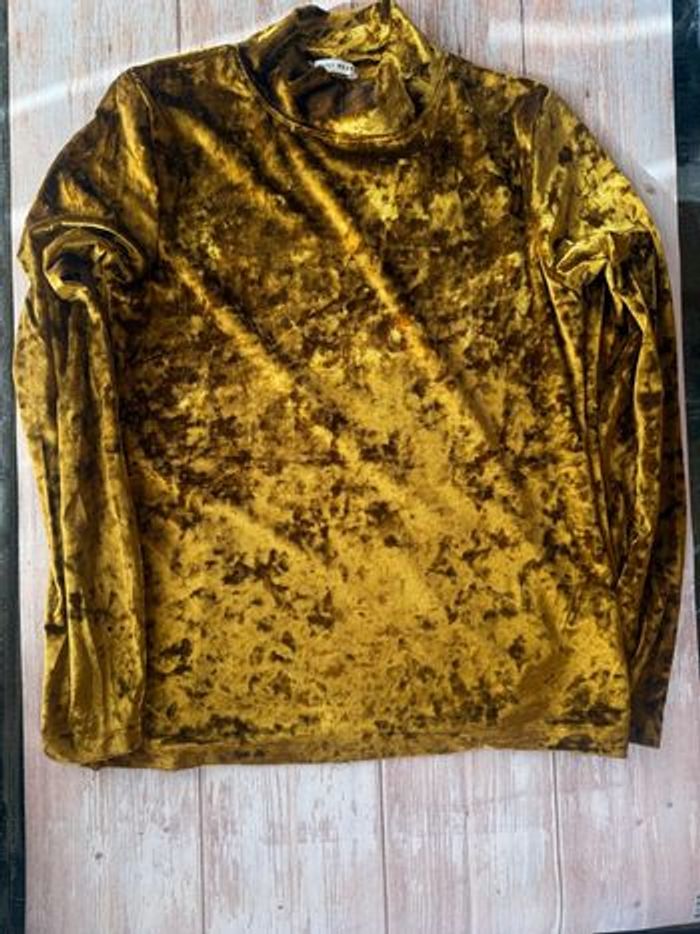 Haut de fêtes velours couleur or taille M - photo numéro 3