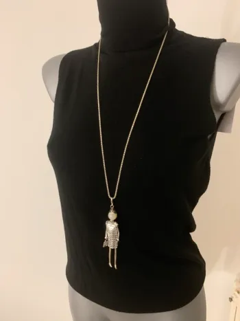 Collier poupée