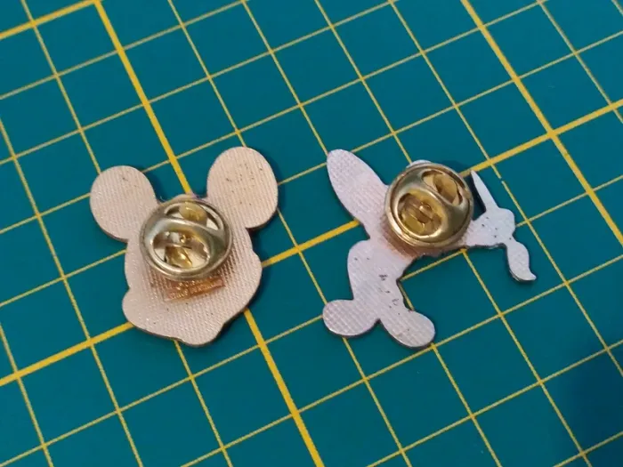 Lot pins pin's pin Mickey mouse Disney - photo numéro 2