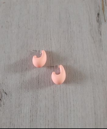 Boucles d'oreilles neuves