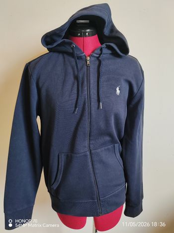 Veste a capuche zippee
