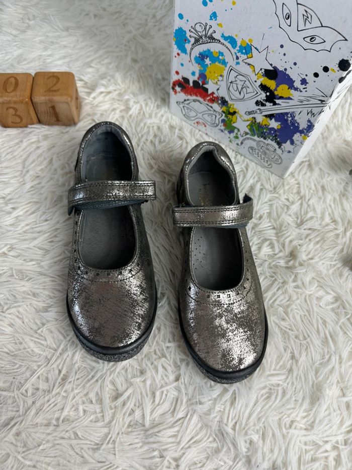 Paire de babies argentées Babybotte taille 31 - photo numéro 2