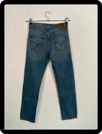 Jean Levi's Femme Bleu | Slim Straight | Taille W28 L30 FR38 | Très Bon État | BP44