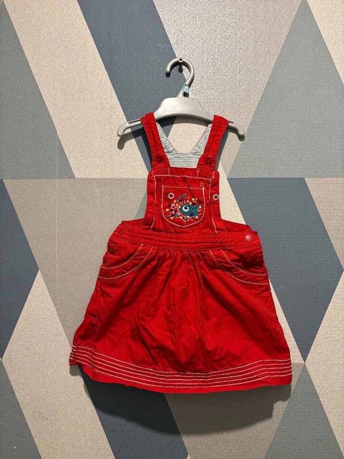 Robe rouge du pareil au même taille 18 mois