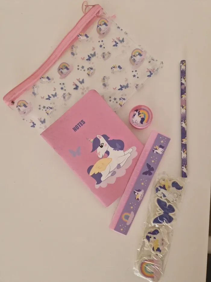 Trousse garnie licorne