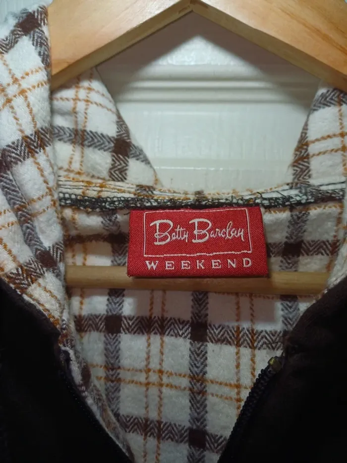 Veste sans manche &capouche Beti Barckley - photo numéro 5