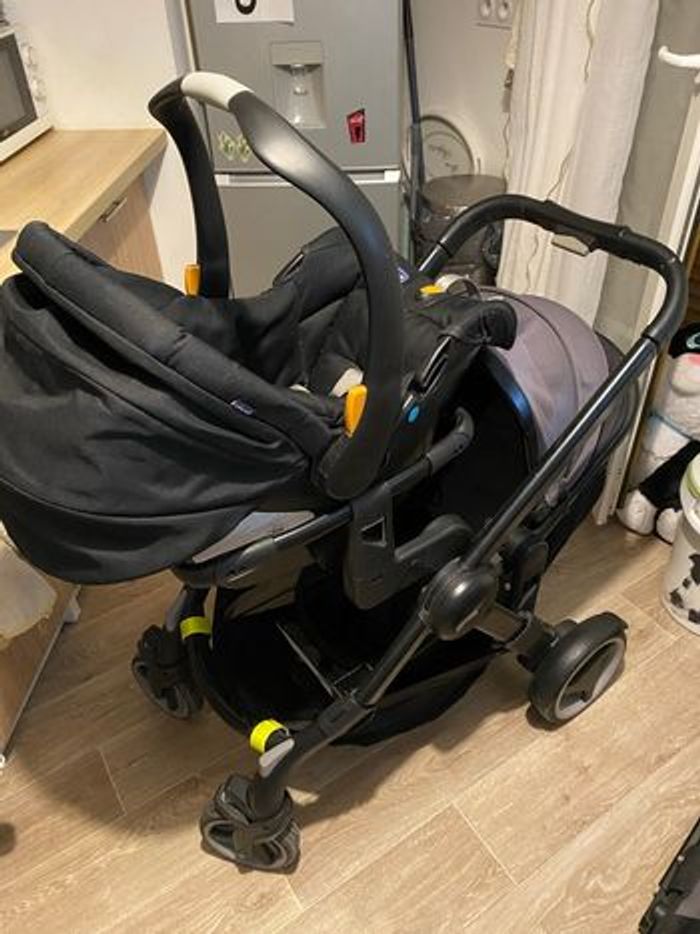 Poussette double fully chicco - photo numéro 2