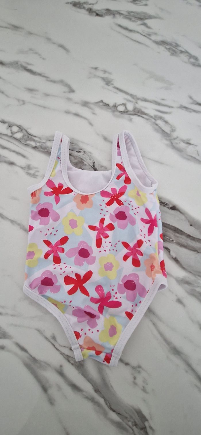 Maillot de bain neuf - photo numéro 2