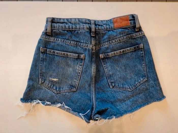 Short en jean Bershka - photo numéro 2