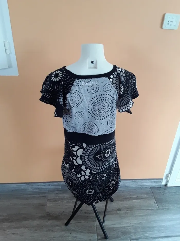 Robe Desigual 11/12 ans - photo numéro 3