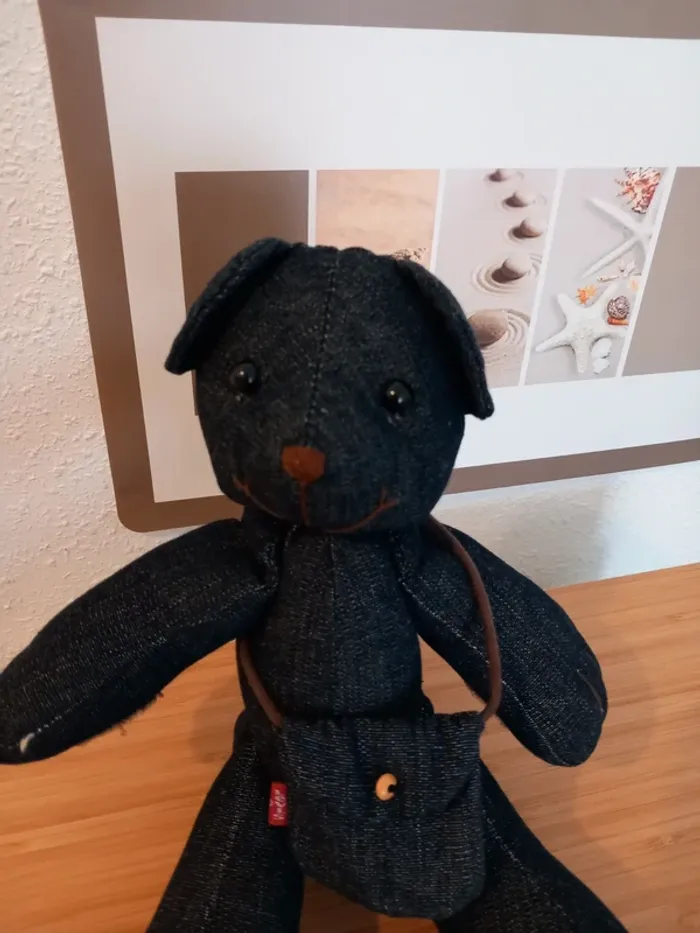 Peluche ours articulé Lewis tissus bleu jeans 👖 33cm - photo numéro 2