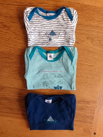 Lot bodies manches courtes petit bateau 24 mois