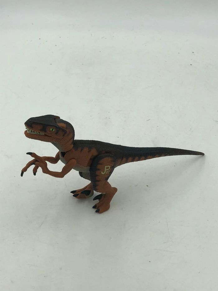 Figurine dinosaure Jurassic Park Velociraptor JP03 Kenner 1993 - photo numéro 2