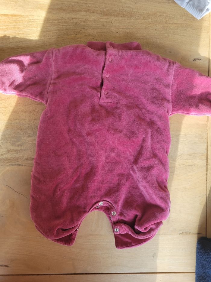 Pyjama 1 mois - photo numéro 2