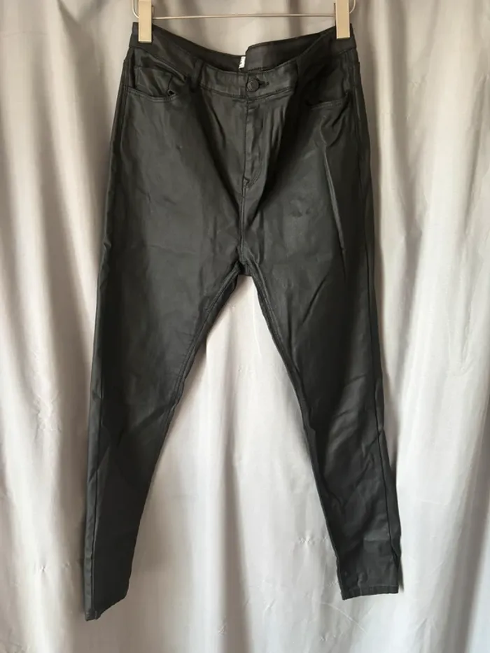 Jean effet  simili cuir