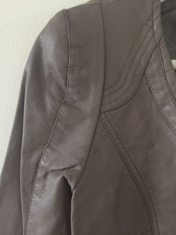 Veste Simi cuir Neuve Taille M - photo numéro 3