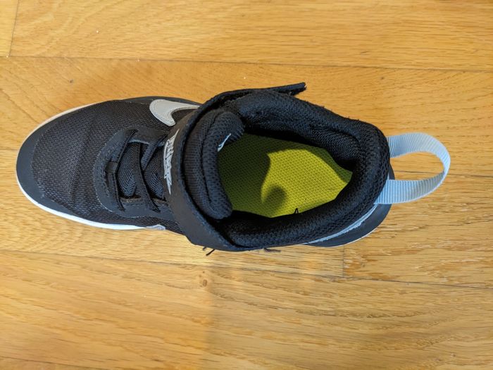 Basket nike pointure 31,5 - photo numéro 4