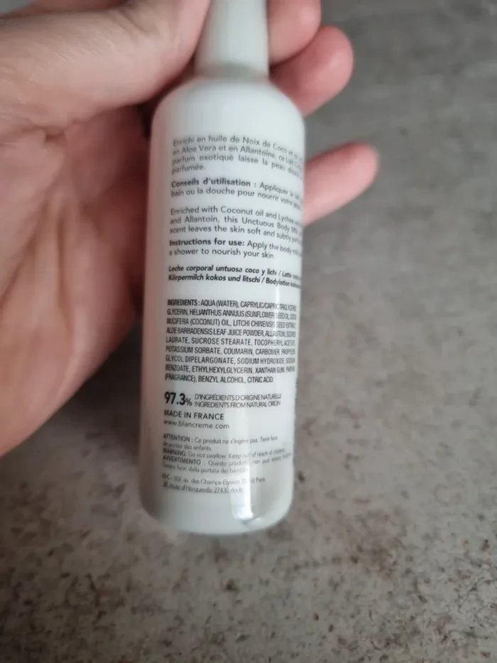 Lait corps onctueux à la noix de coco et litchi blancreme - photo numéro 3