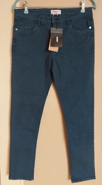 Pantalon jeans . Skinny .Marque jessi.