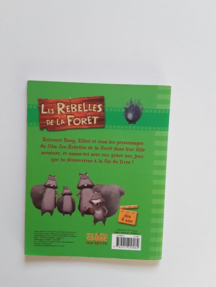 Livre Les rebelles de la forêt - La chasse est ouverte - photo numéro 2