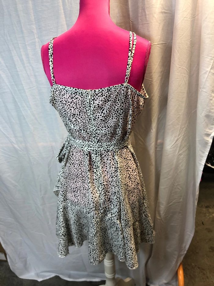 Petite robe - photo numéro 2